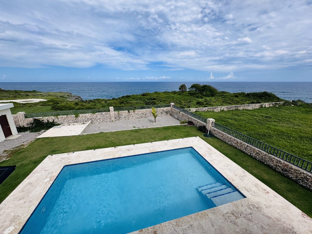 Four-Bedroom Oceanfront Villa in Cabrera